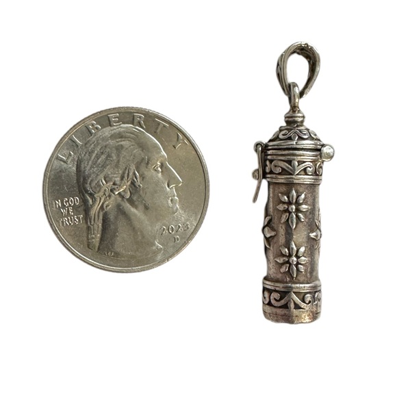 Sterling Silver Prayer/Poison Vial Locket Pendant - Picture 10 of 10